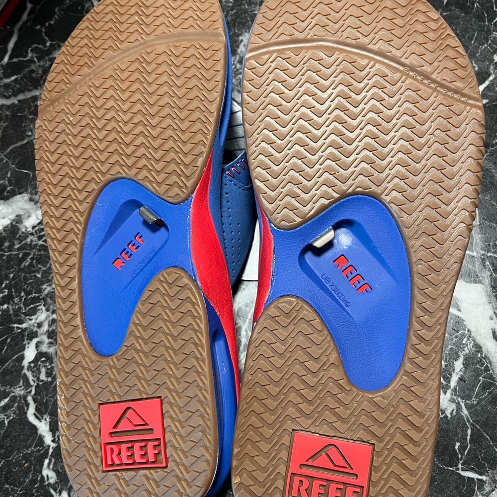 Reef Dual-Tone Sandals